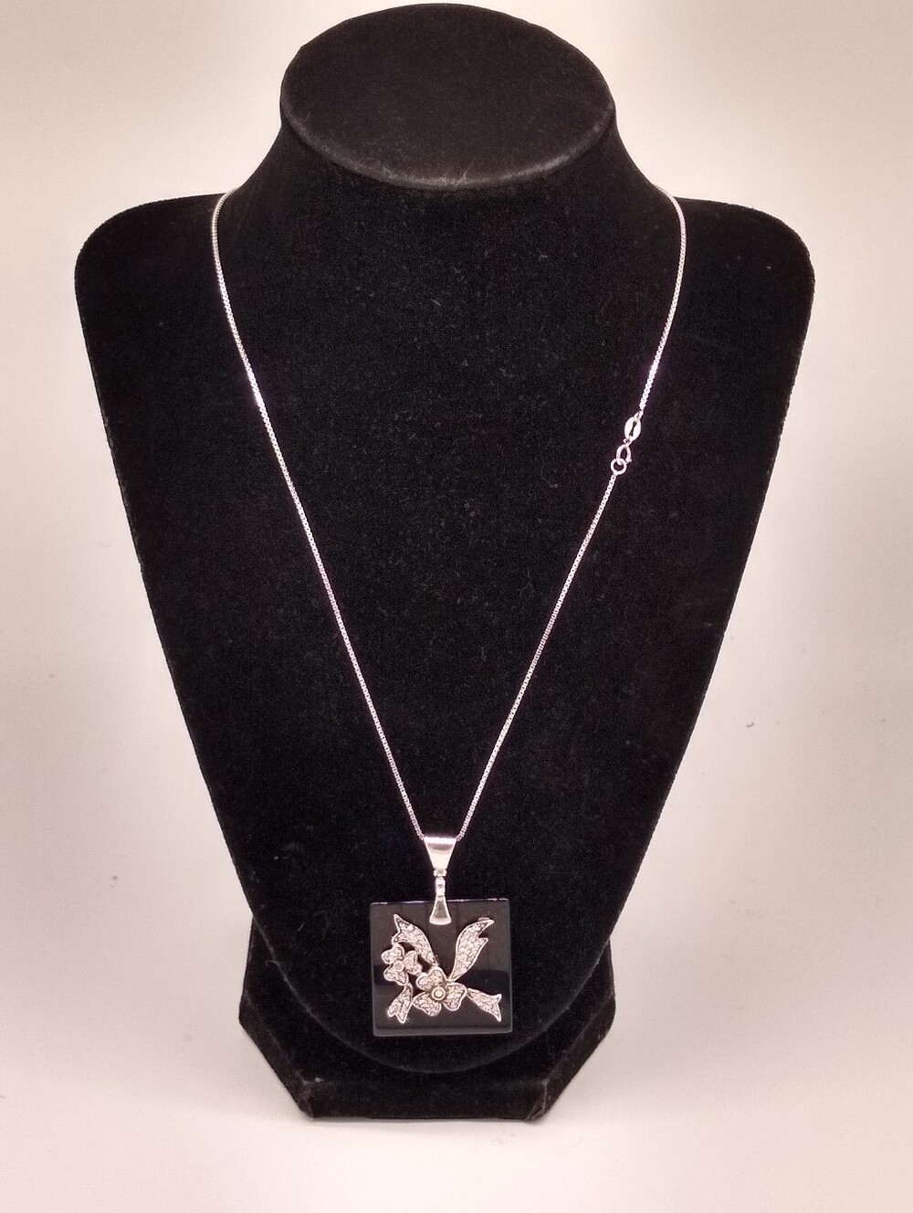 Designer silver cz onyx pendant Chain